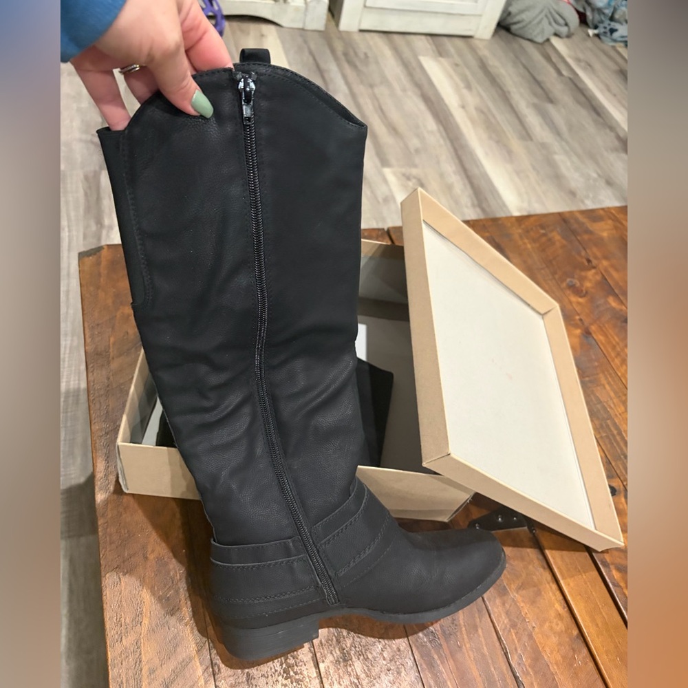 Ruff Hewn Black Mid-Calf Buckle Boots - Picture 5 of 9